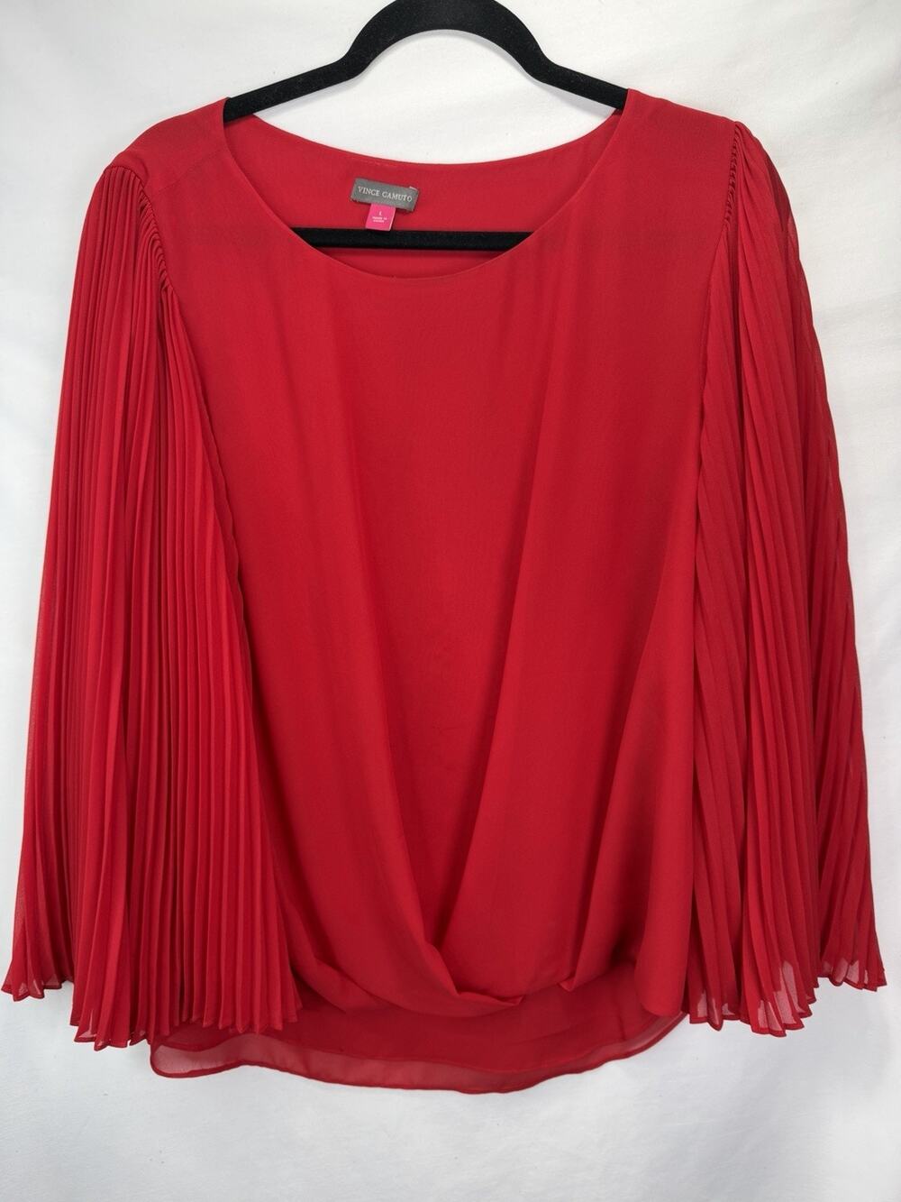 Vince Camuto Women’s Red Blouse Size L Pleated Bell Sleeves Flowy Elegant Dressy